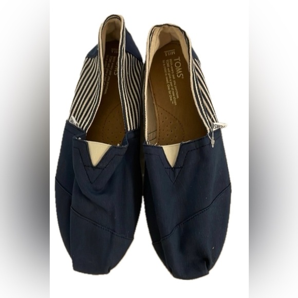 TOMS Rope Alpargata Espadrille Striped Slip On Loafer in Blue 11M, NWOT - Picture 1 of 5